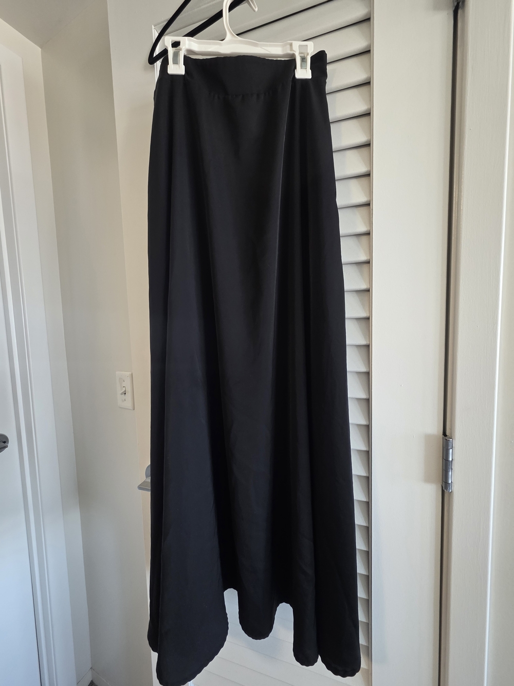 Black Maxi Skirt - Women's Elegant Full-Length Skirt